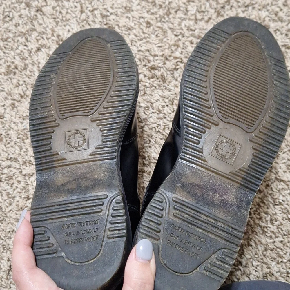 Dr. Martens flora Chelsea boot size womens 7 or EU38 - Picture 8 of 12